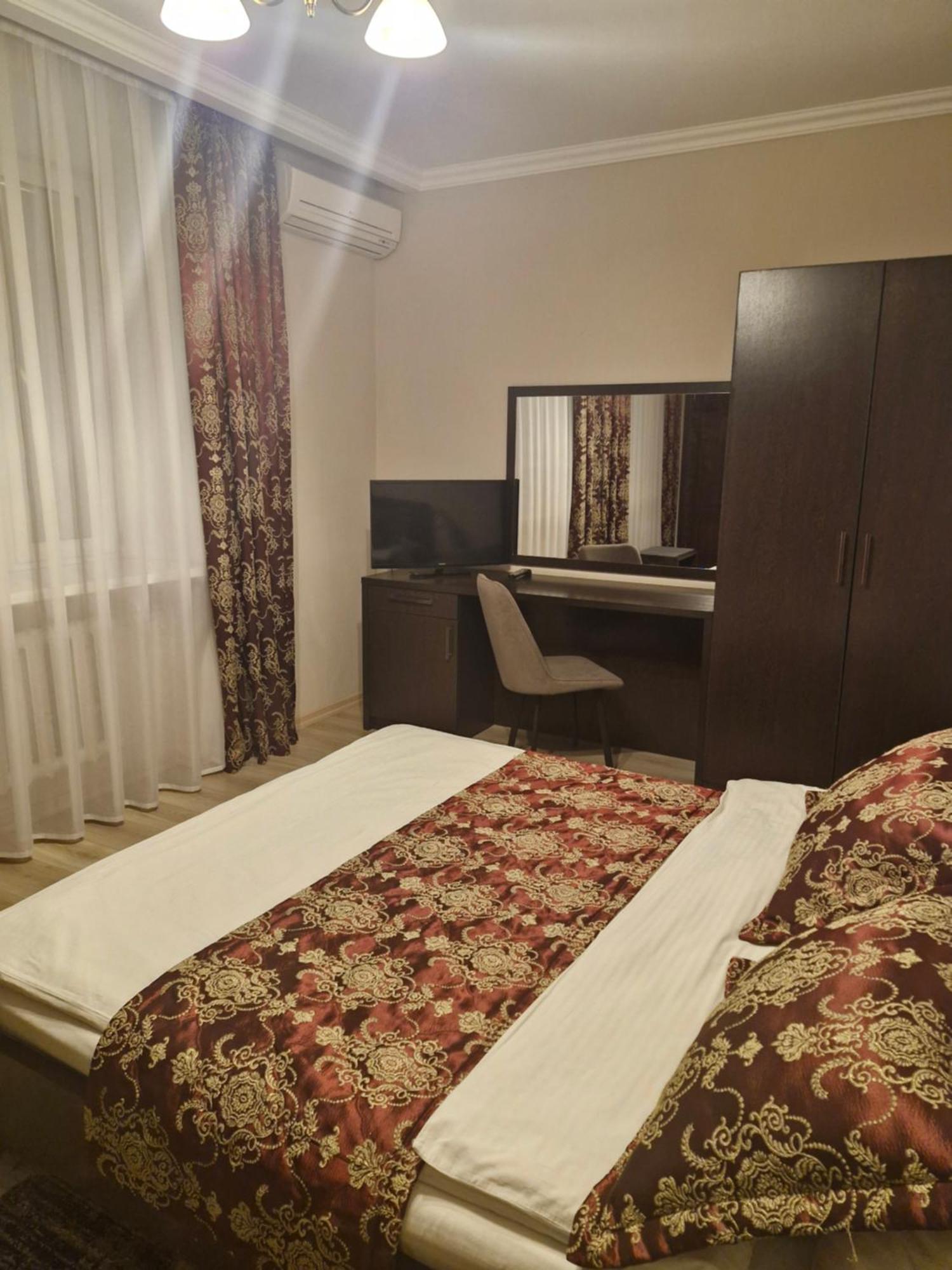 Nurtau Hotel Павлодар Екстериор снимка